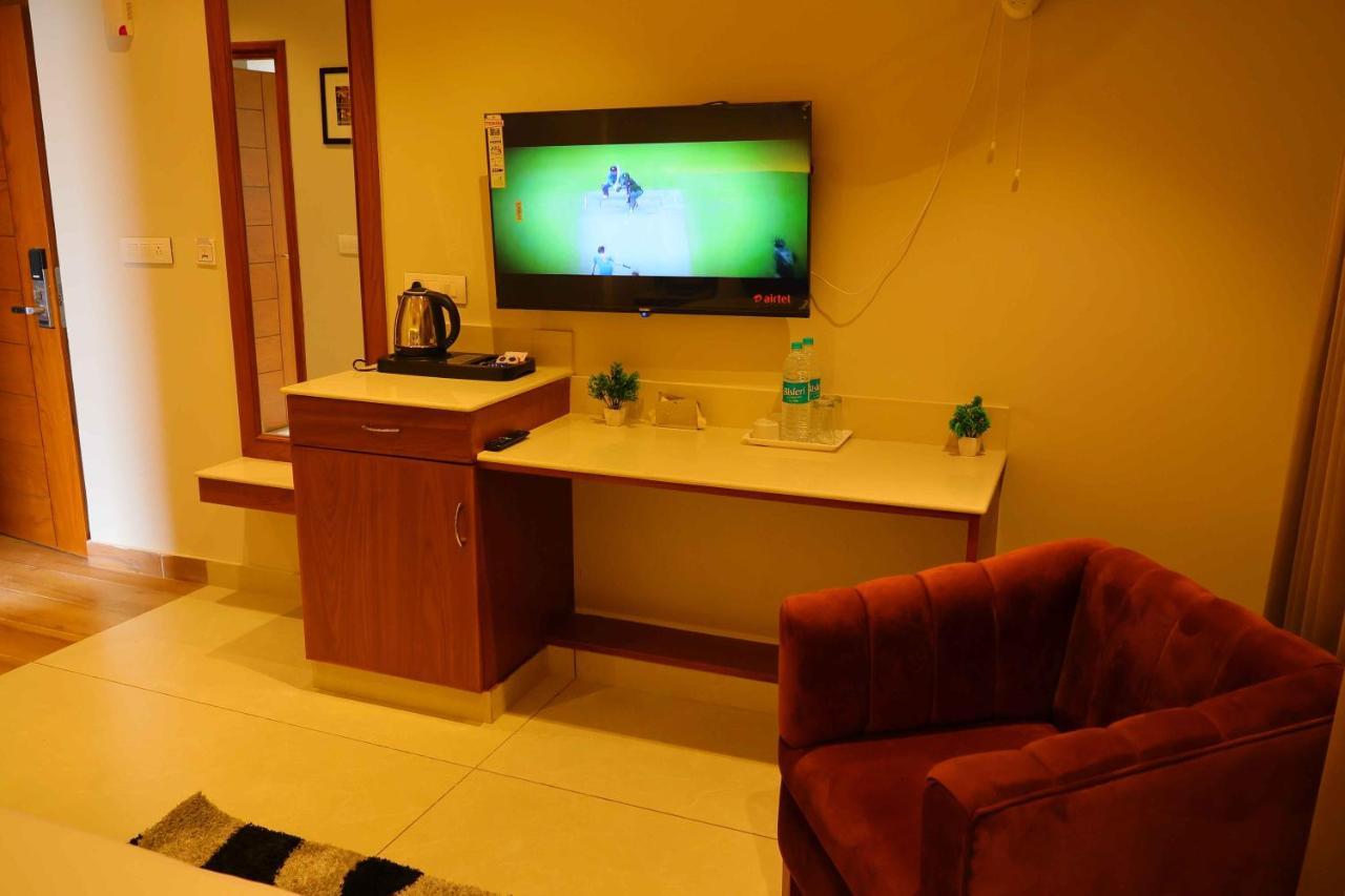 Sa-Ba Manali Inn, Mall Road ภายนอก รูปภาพ