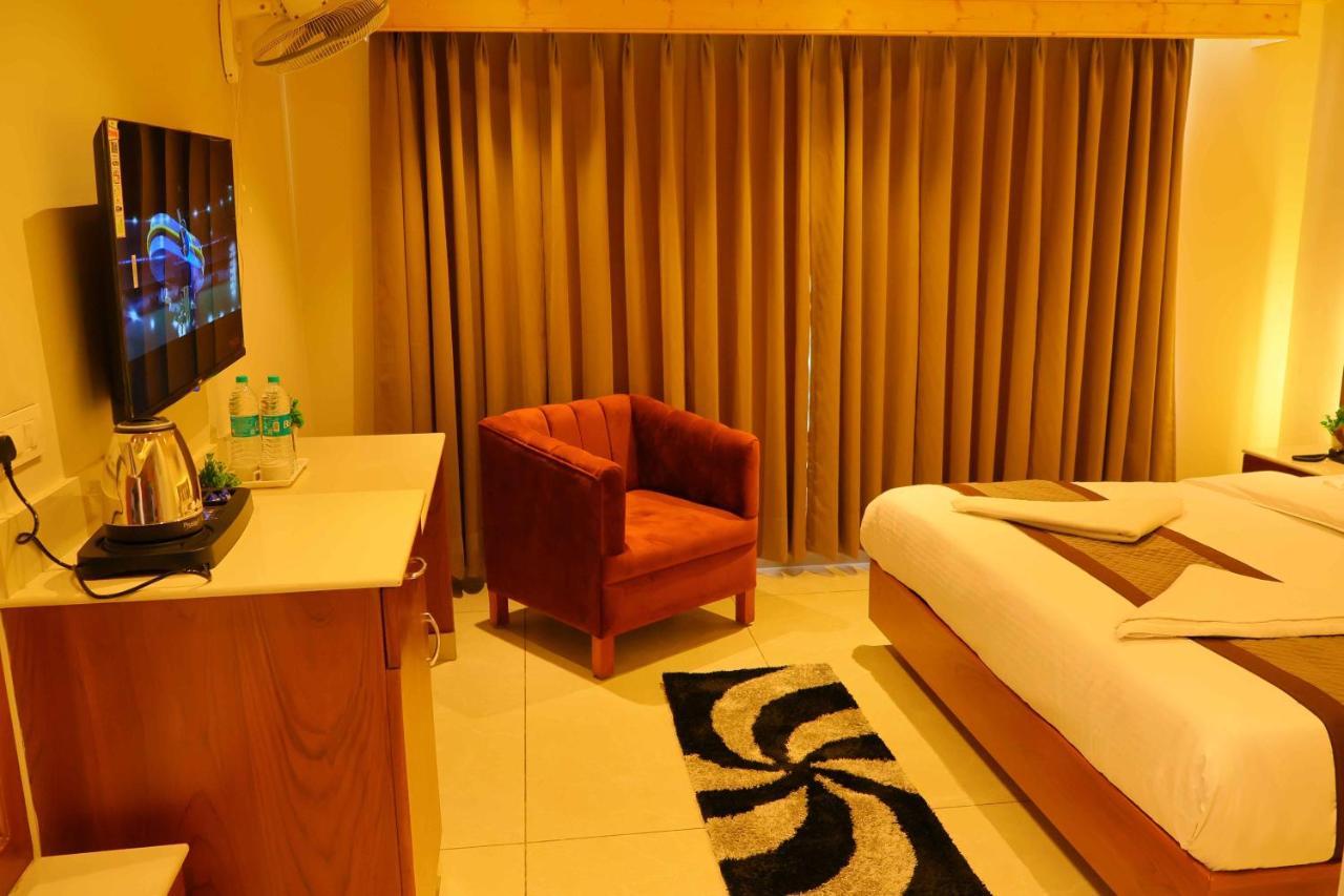 Sa-Ba Manali Inn, Mall Road ภายนอก รูปภาพ
