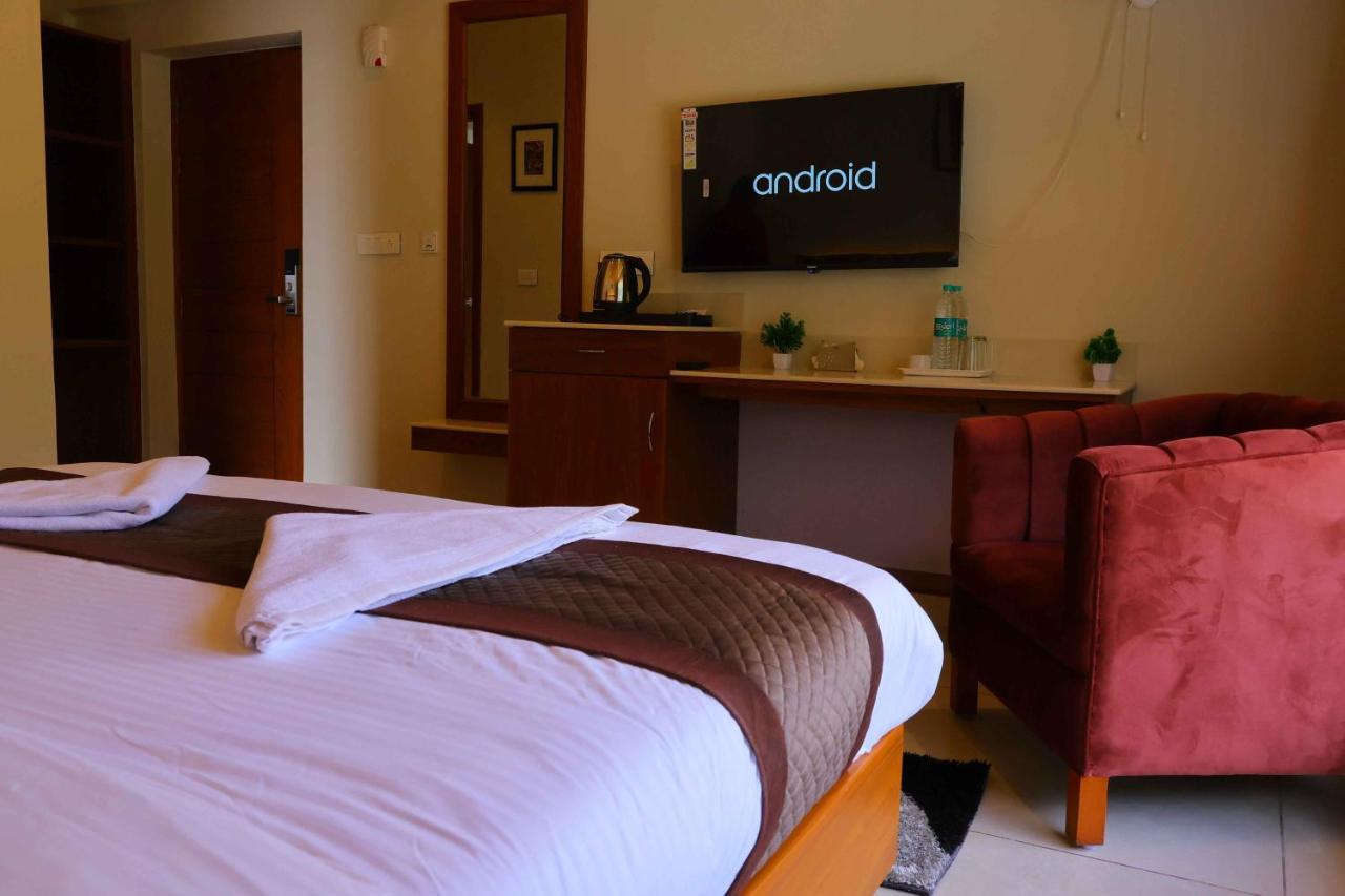 Sa-Ba Manali Inn, Mall Road ภายนอก รูปภาพ