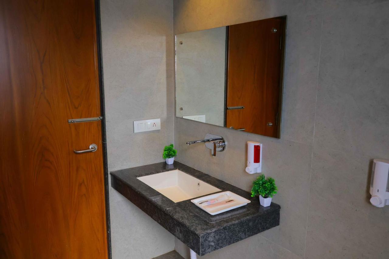 Sa-Ba Manali Inn, Mall Road ภายนอก รูปภาพ