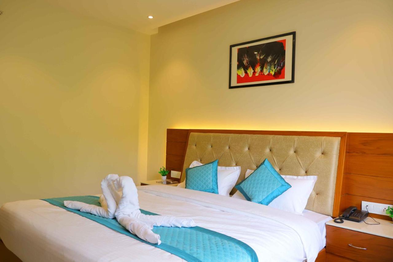 Sa-Ba Manali Inn, Mall Road ภายนอก รูปภาพ